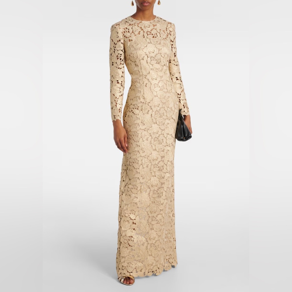 Oscar de la Renta floral lace gown
